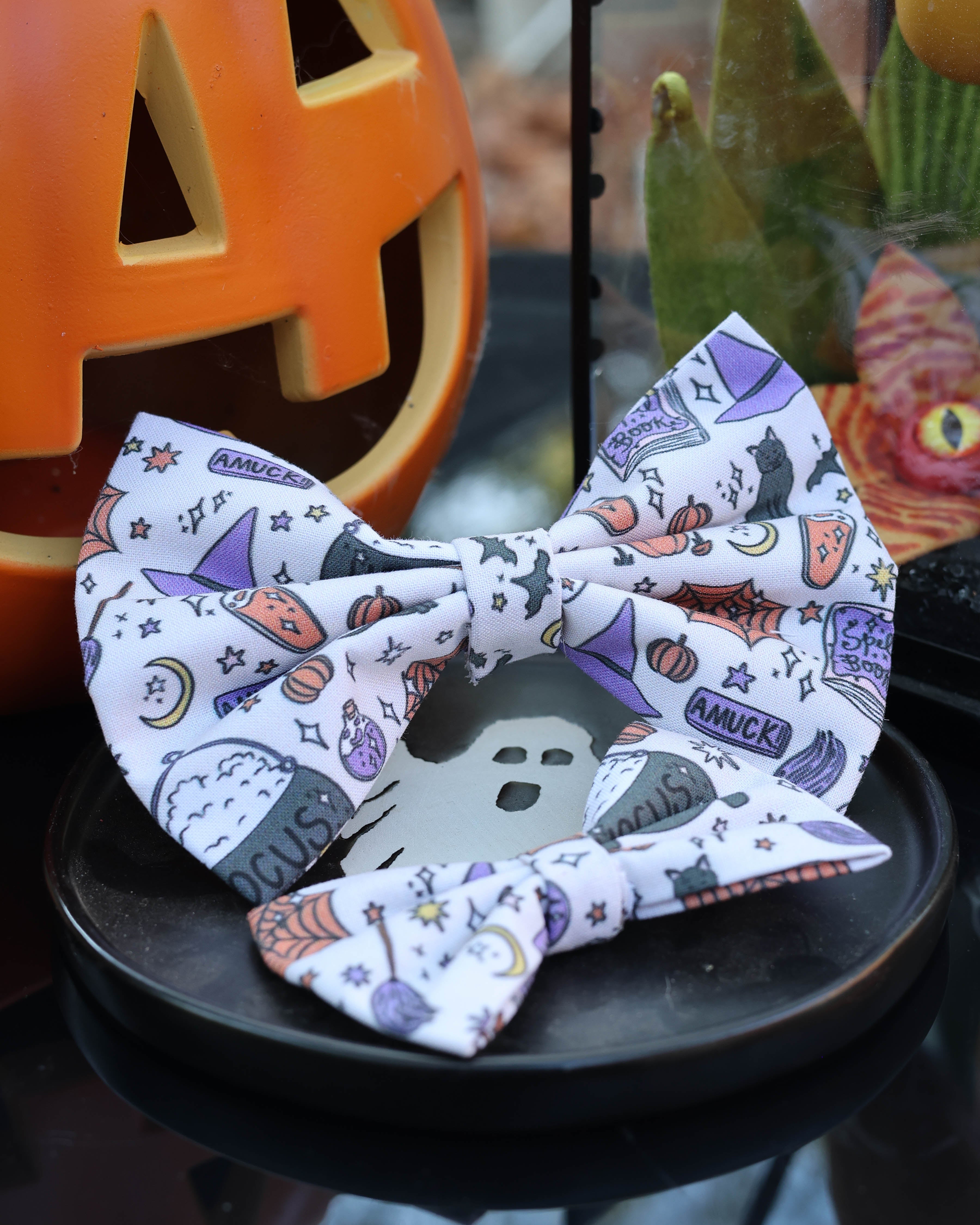 Binx Pet Bowtie - Modern Companion