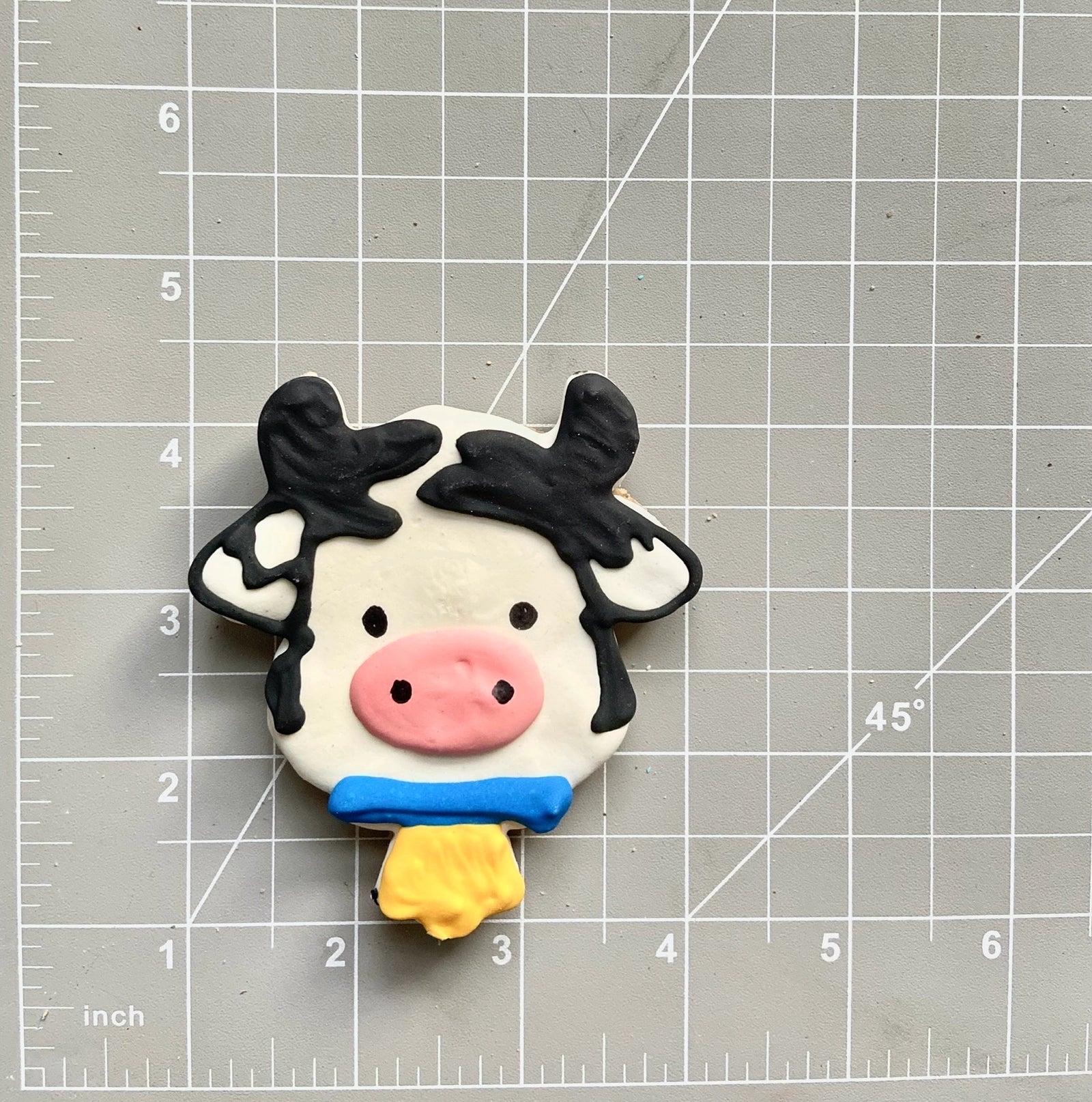 Cow Cookie - Modern Companion