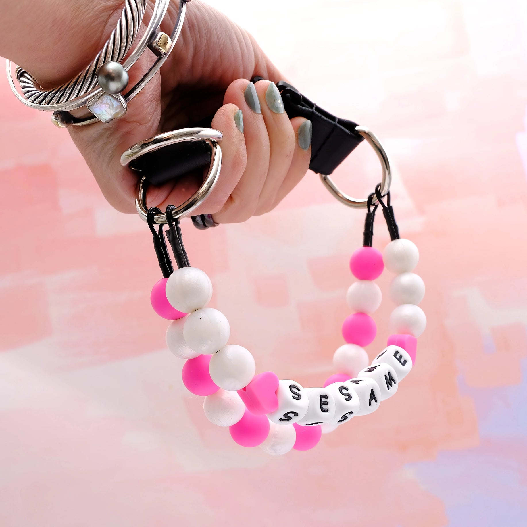 Customizable Friendship Bracelet Pet Collar - Modern Companion