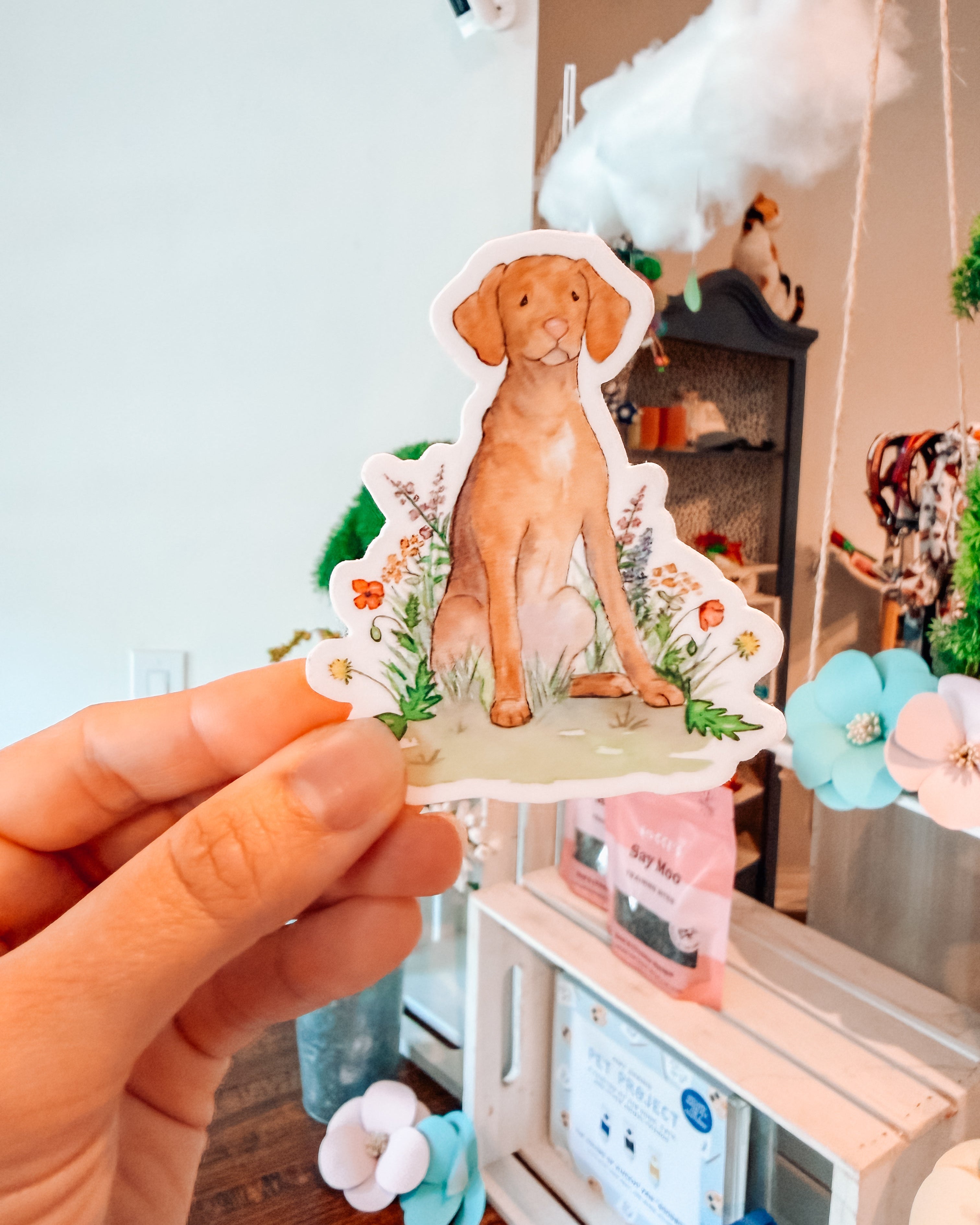 Vizsla Vinyl Sticker - Modern Companion