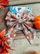 Calibrachoa Pet Sailor Bow - Modern Companion