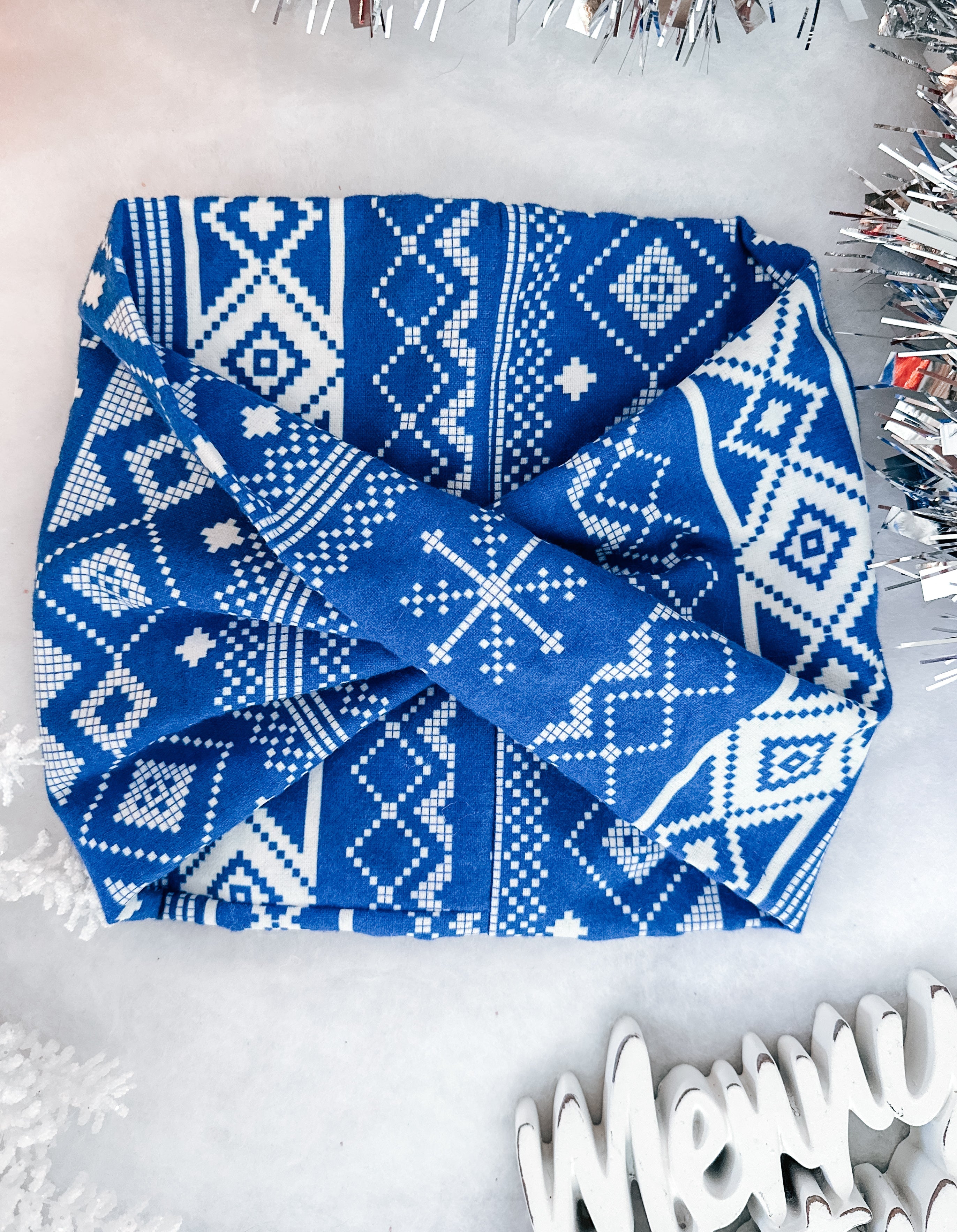 Froid Pet Scarf - Modern Companion