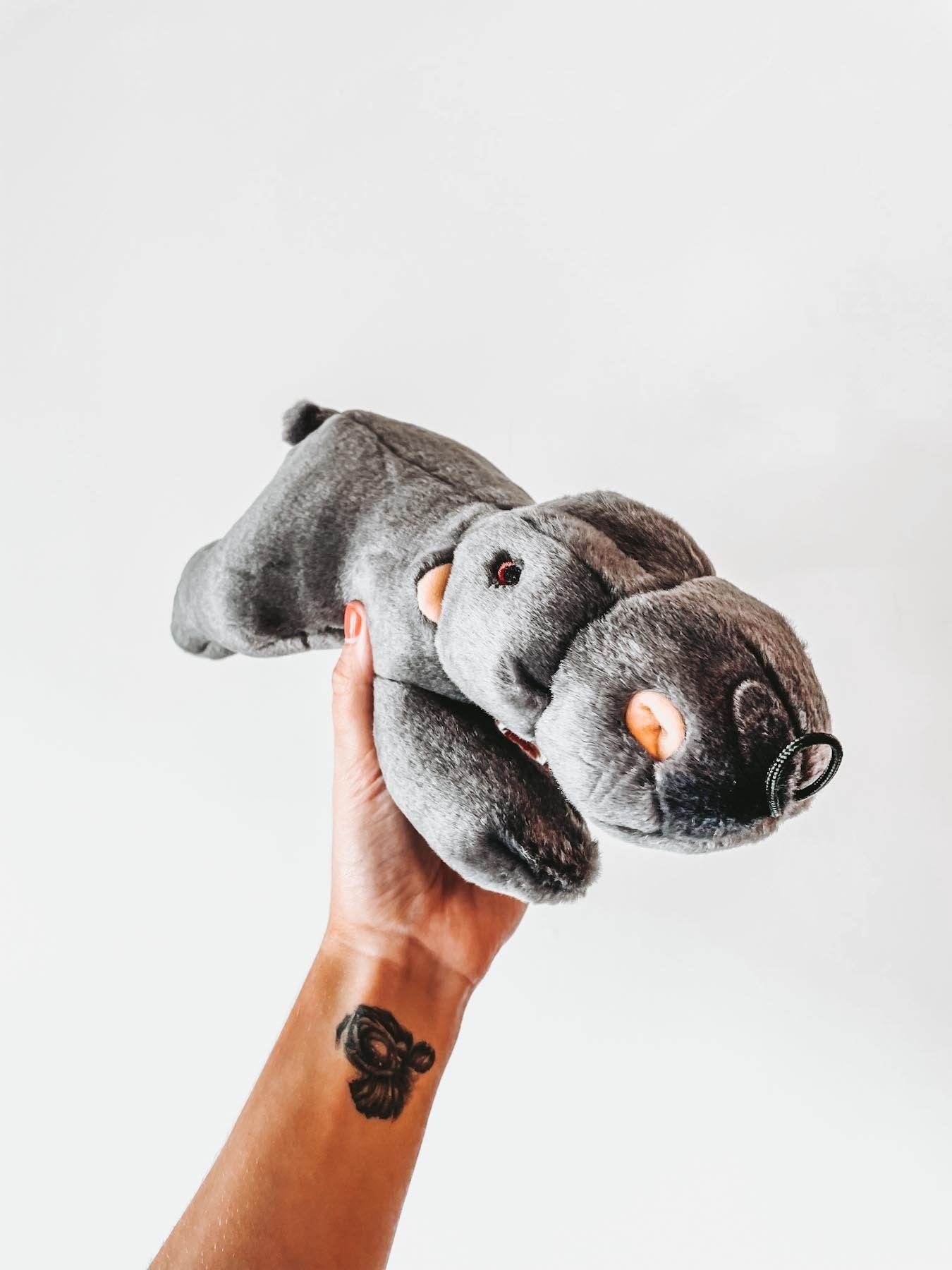 Helga Hippo - Modern Companion