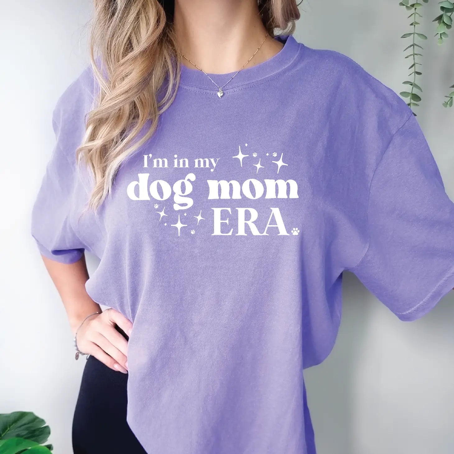 "I'm In My Dog Mom Era” Tee - Modern Companion