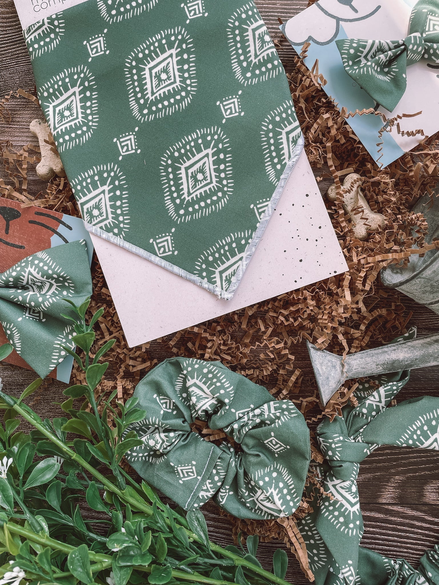 Jade Bandana - Modern Companion