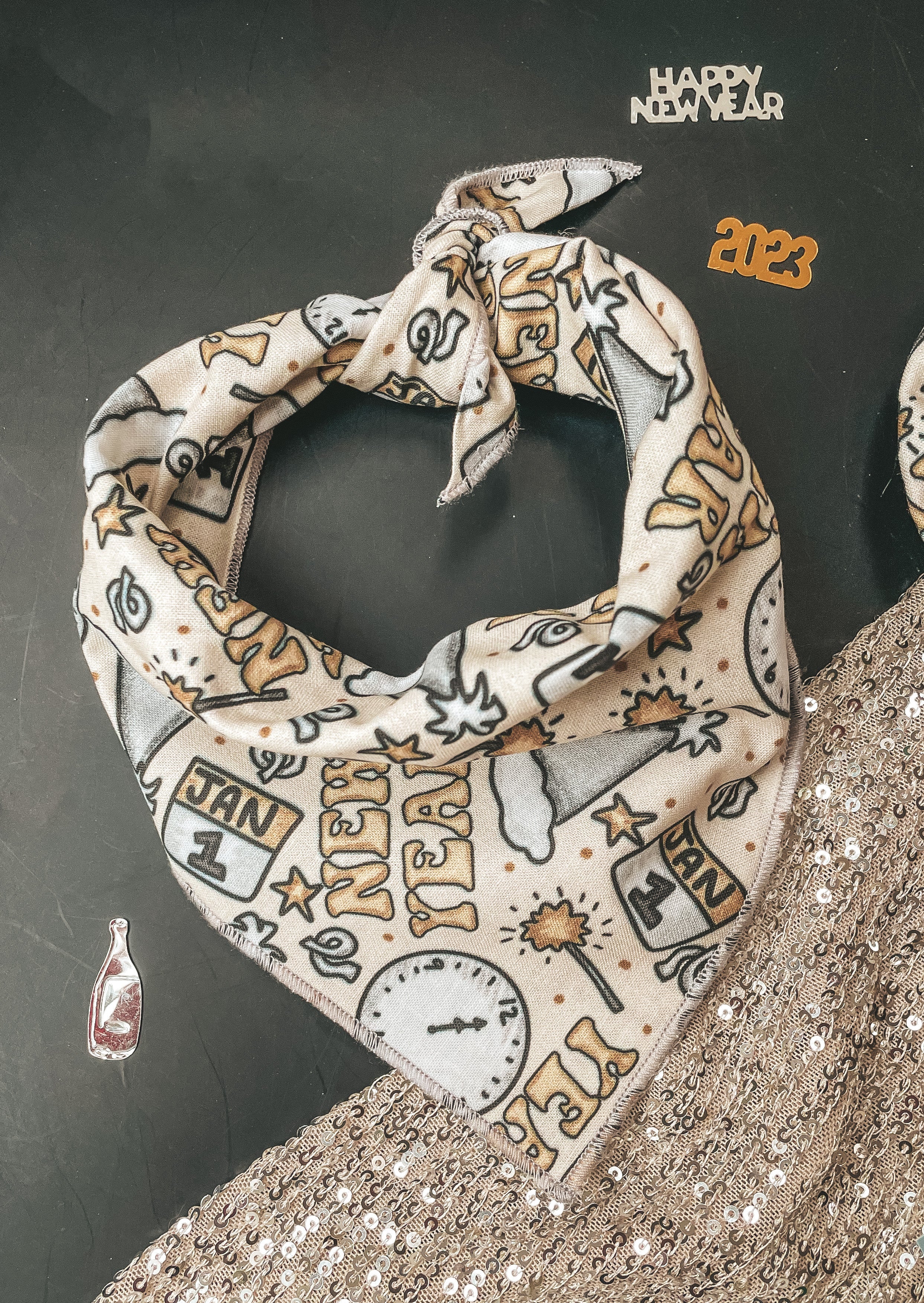 Novus Bandana - Modern Companion