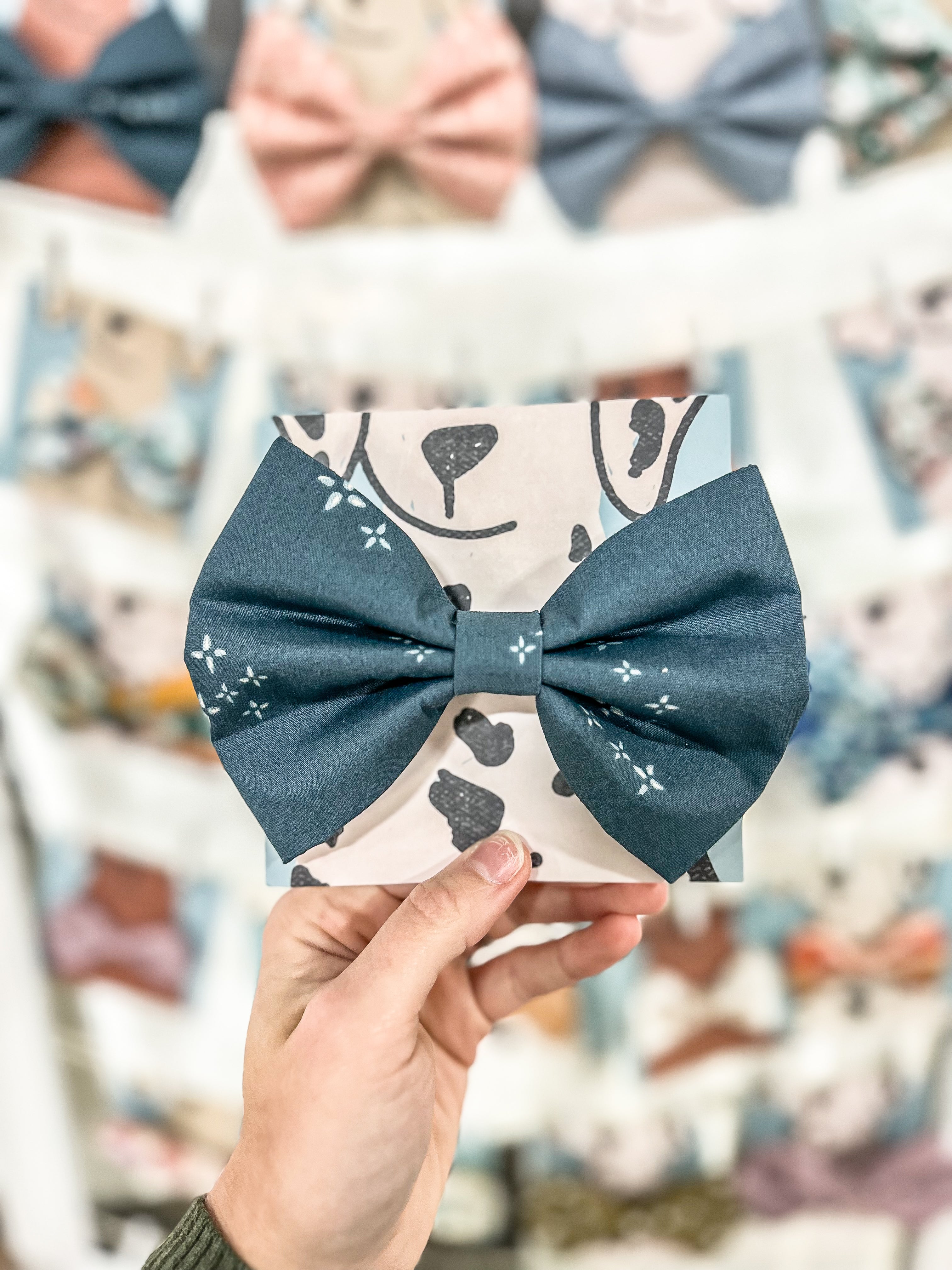 Pacifica Bowtie - Modern Companion