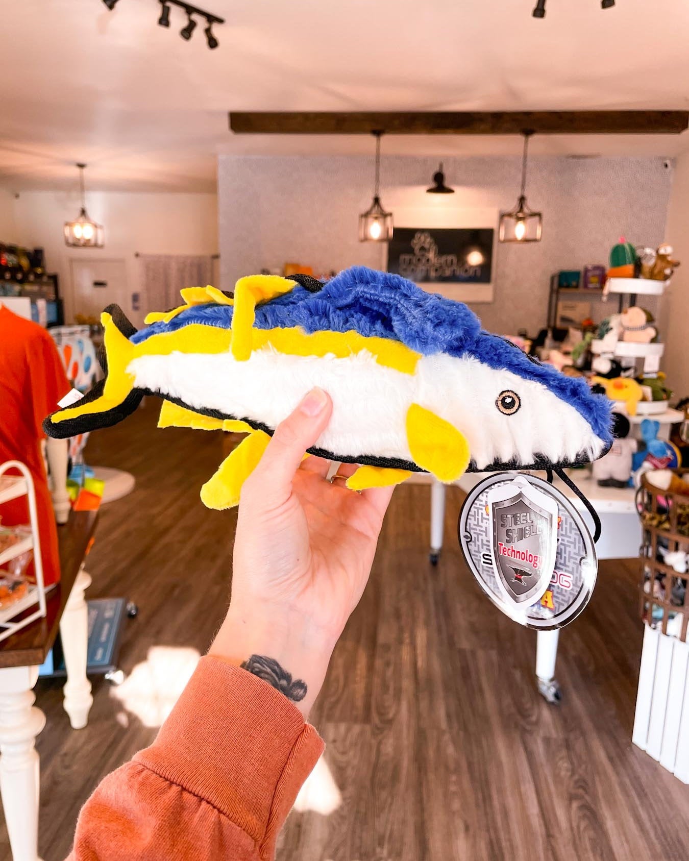 Ruffian Tuna - Modern Companion