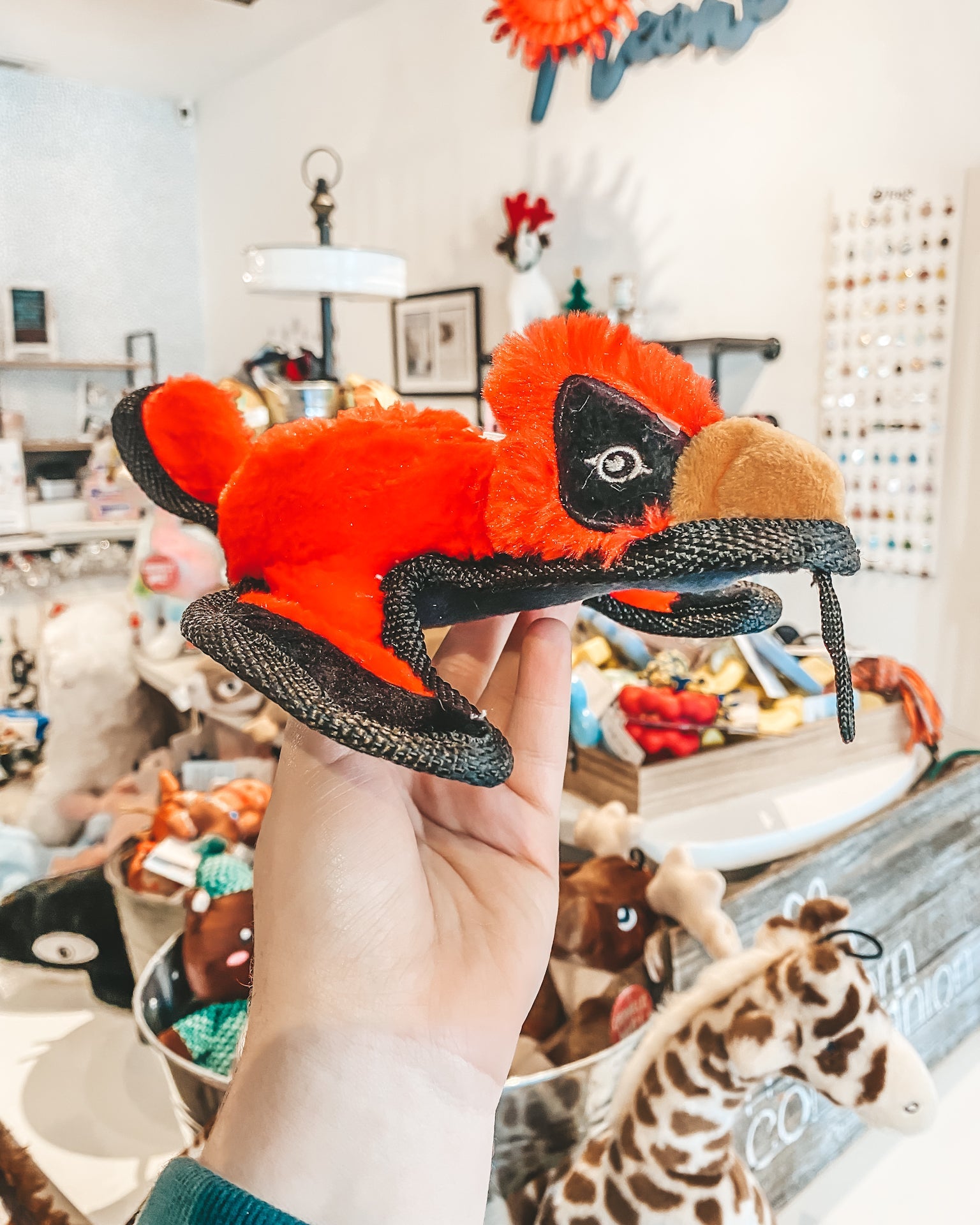 Ruffian Yard Bird Cardinal - Modern Companion