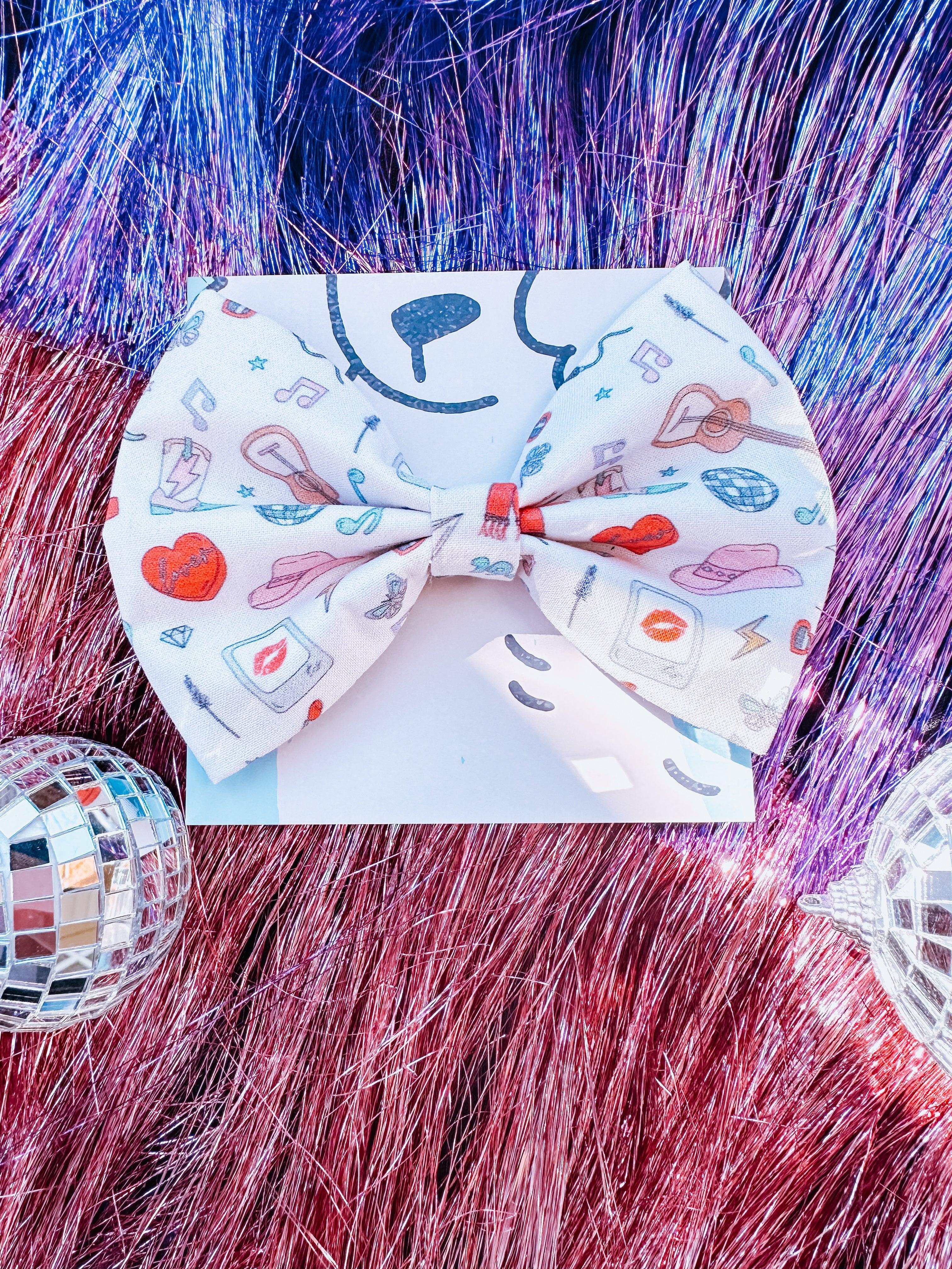 Swiftie Pet Bow Tie - Modern Companion