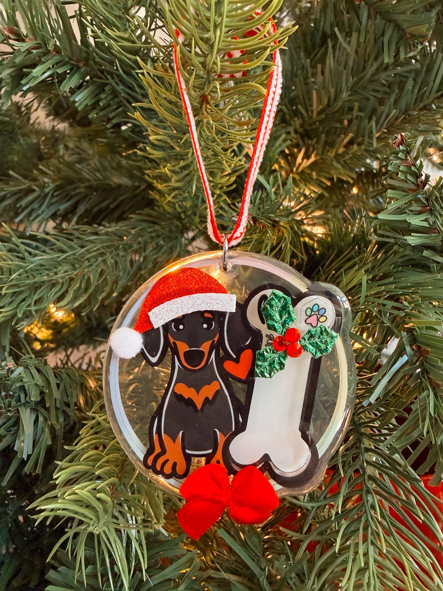 Dachshund Christmas Ornament - Modern Companion
