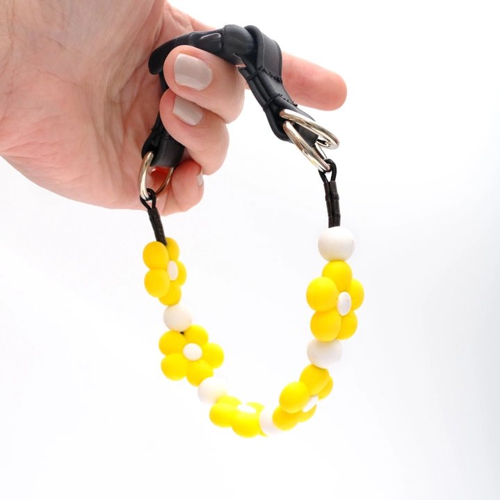 Flower Beaded Pet Collar - Modern Companion