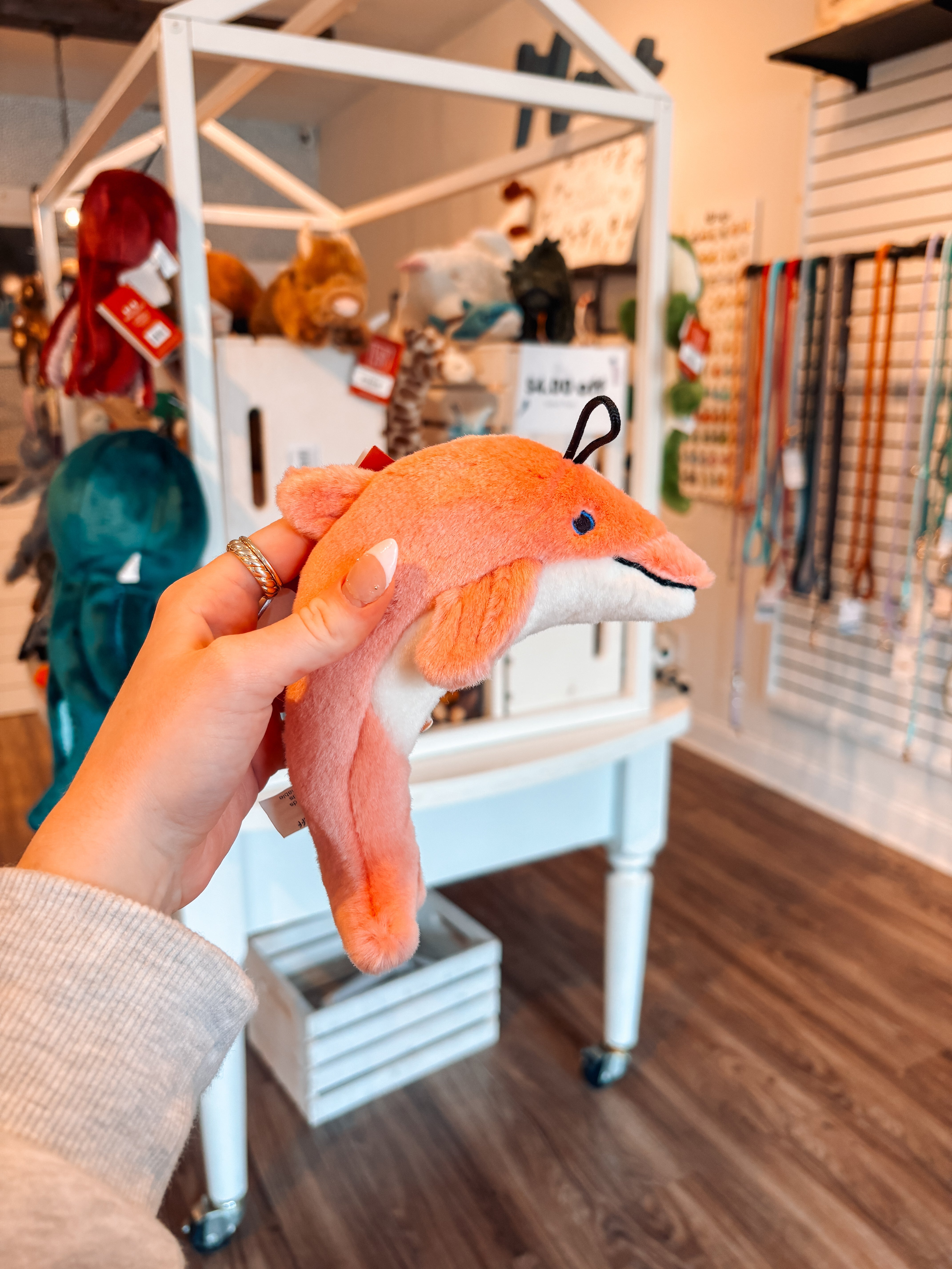 Gisele Mini Dolphin - Modern Companion