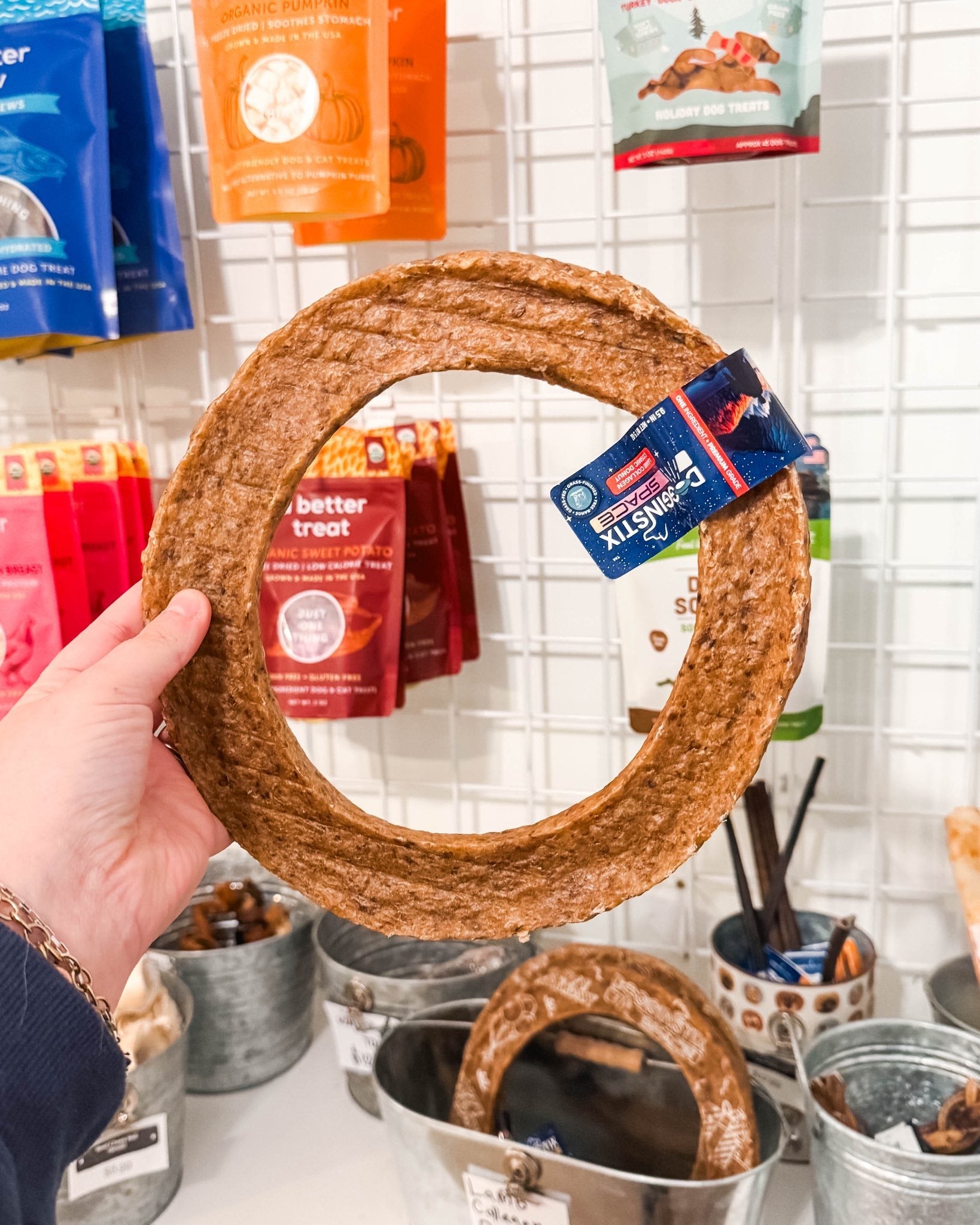 Lamb Collagen Cosmic Donut - Modern Companion