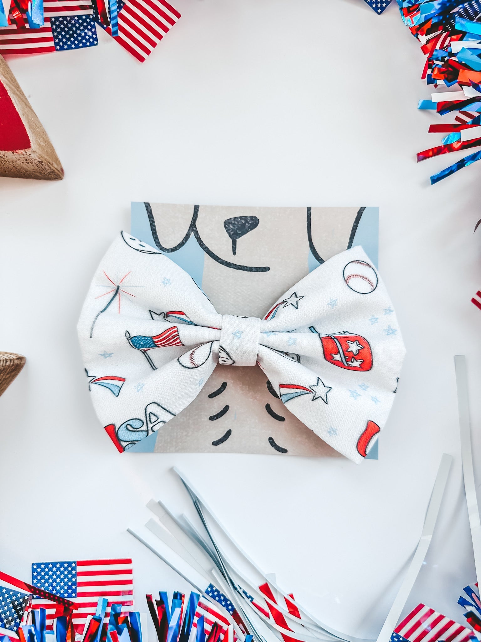 Betsy Pet Bow Tie - Modern Companion