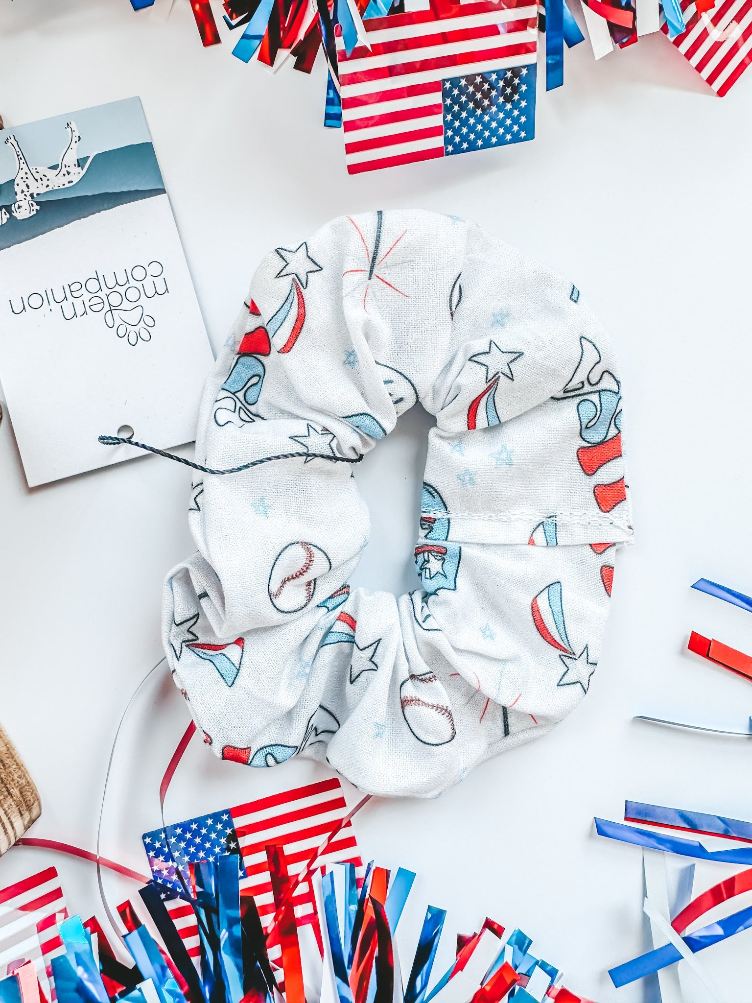 Betsy Scrunchie - Modern Companion