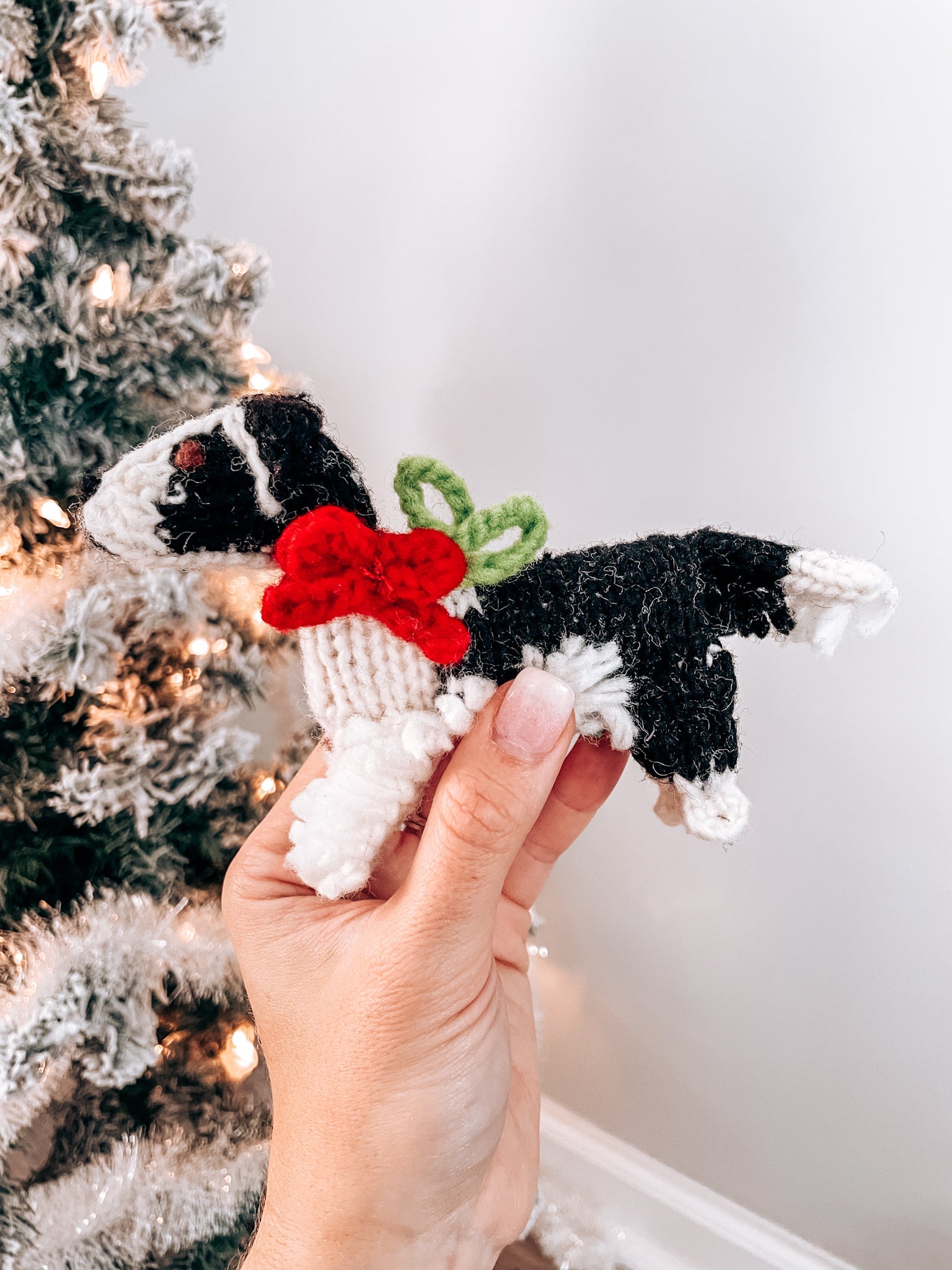 Border Collie Ornament - Modern Companion