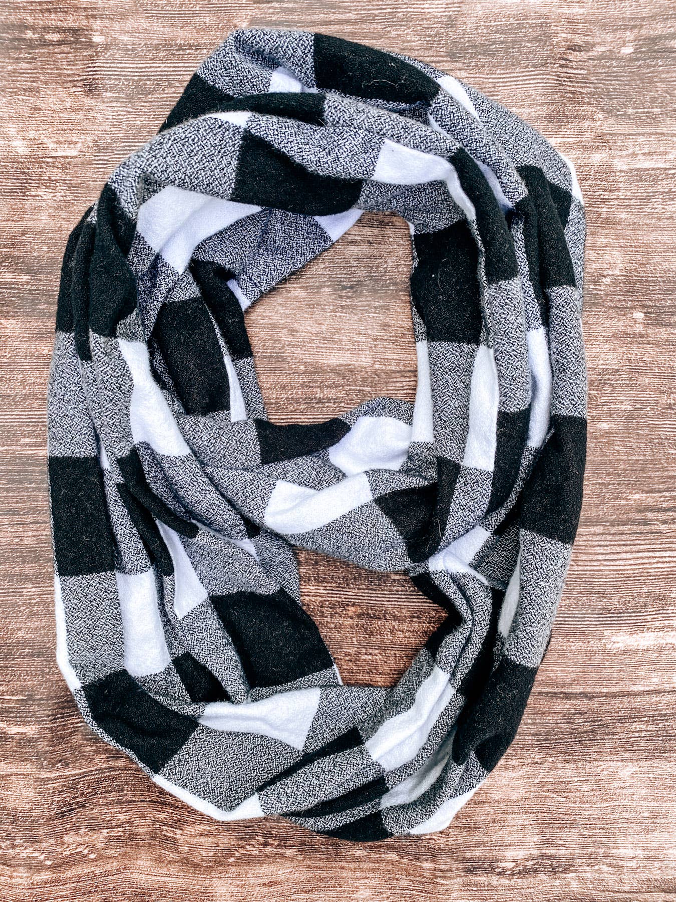 Collier Human Scarf - Modern Companion