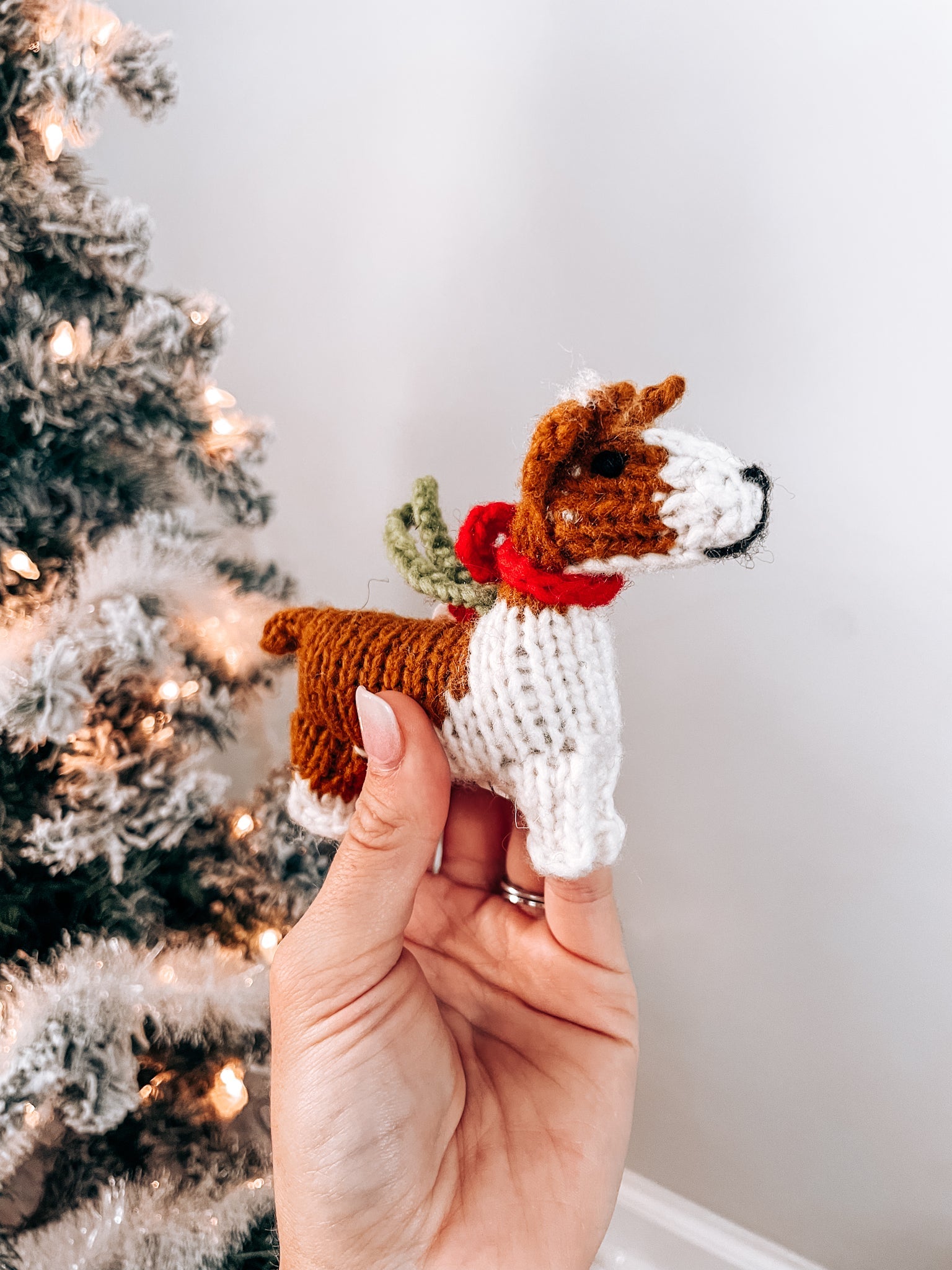 Corgi Ornament - Modern Companion