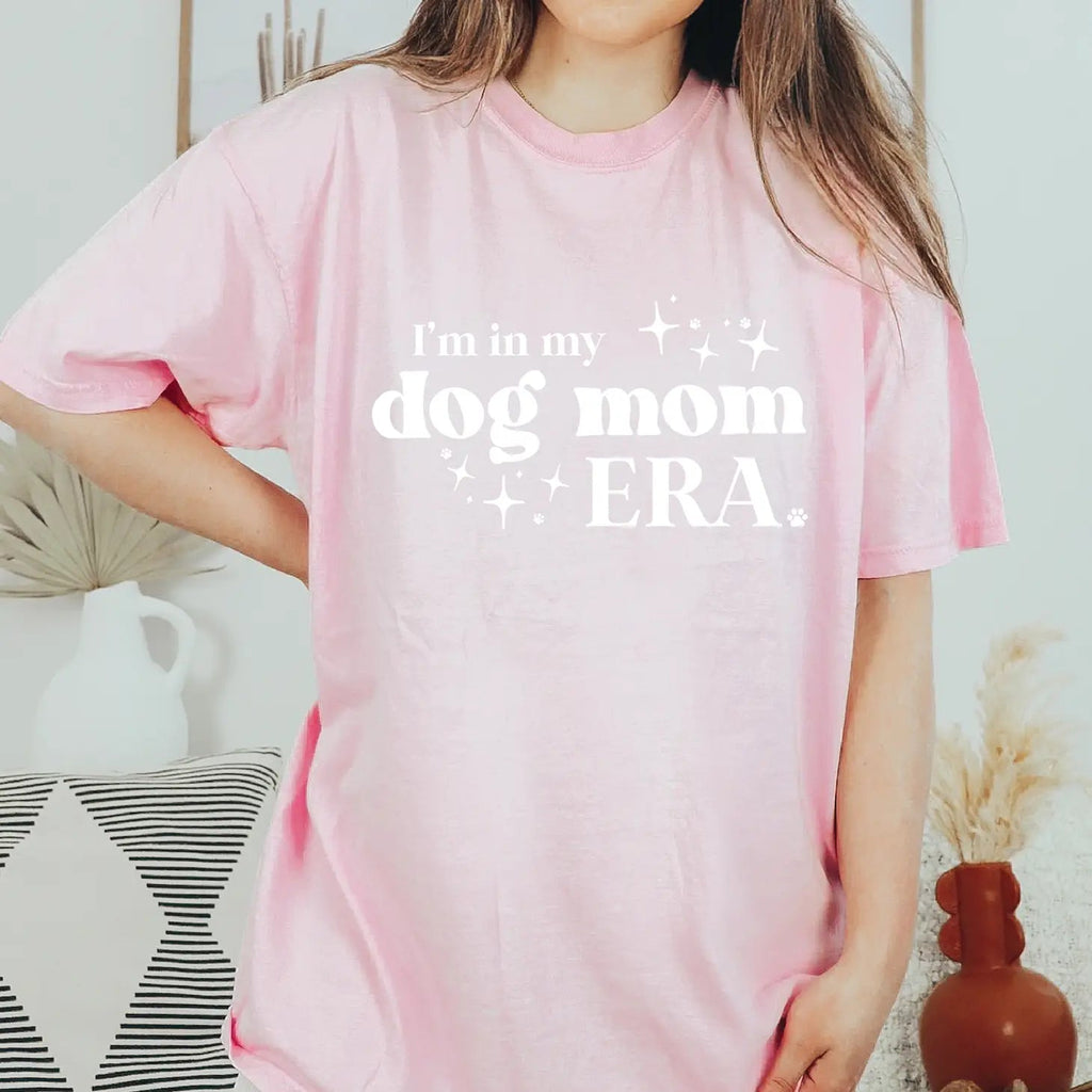 "I'm In My Dog Mom Era” Tee - Modern Companion