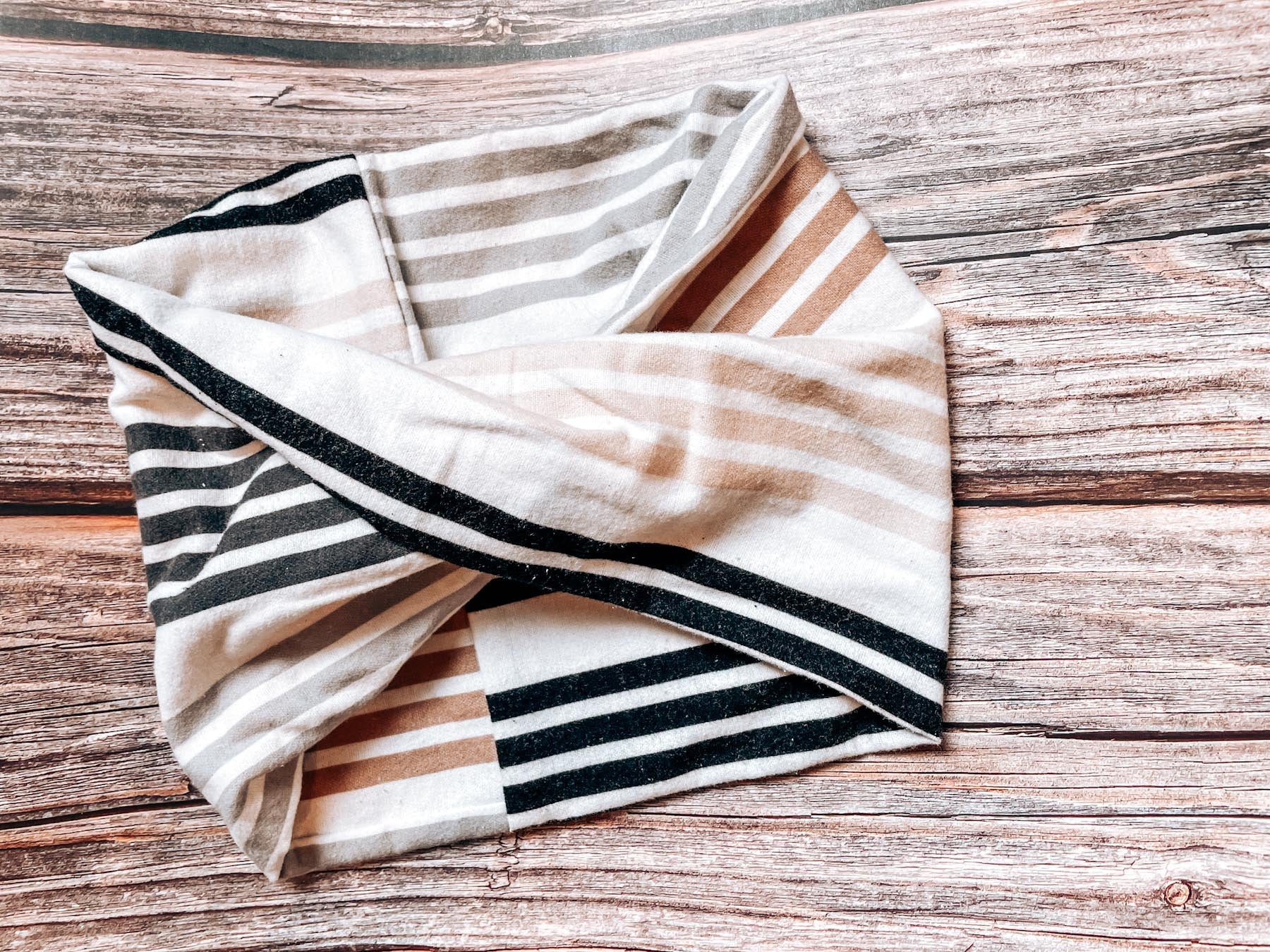 Zed Scarf - Modern Companion