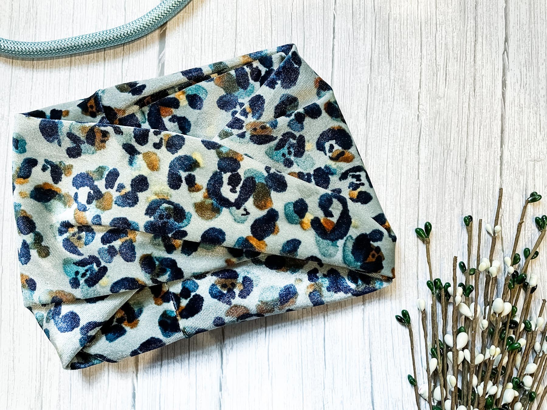 Zephyr Lux Scarf - Modern Companion